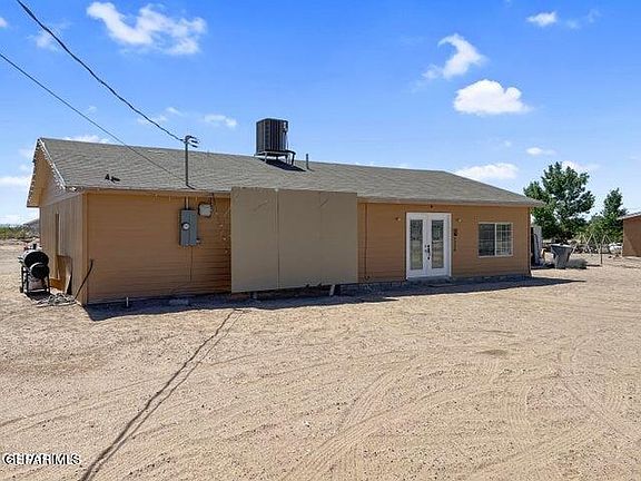 3rd image of 540 Little Apalooza St