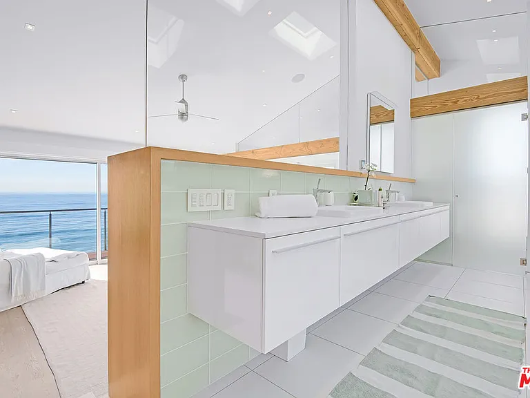 23536 Malibu Colony Rd — Photo 22