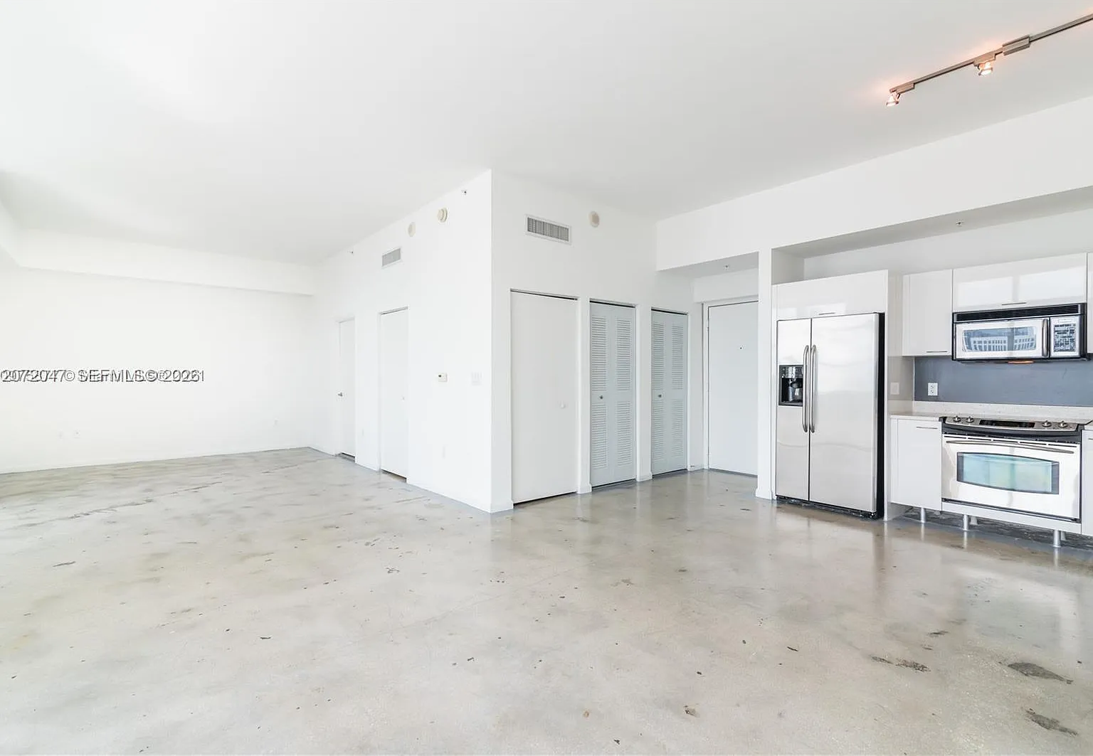 The Loft Downtown Ii Cond — Photo 3