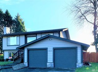 8829 Emerson Pl, Everett, WA 98208