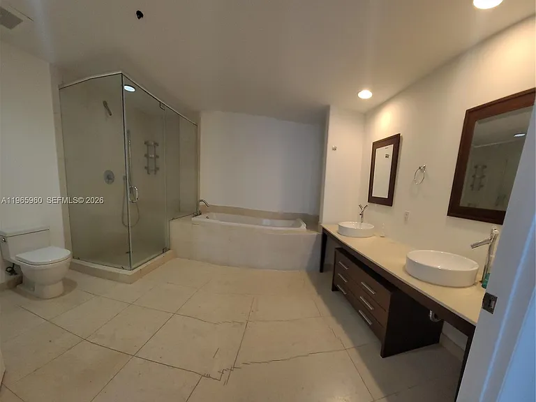 475 Brickell Ave #3709 — Photo 2