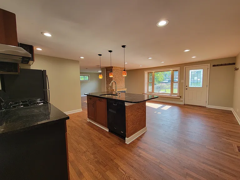Kitchen & living room