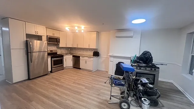 1195 Saint Marks Ave #1 — Photo 2
