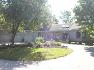 8602 Swifts Run, Fort Wayne, IN 46825
