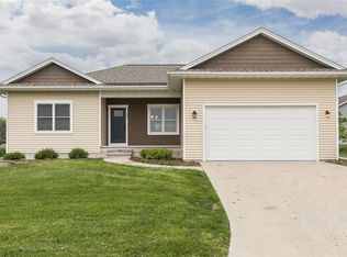 406 S 2nd St, West Branch, IA 52358