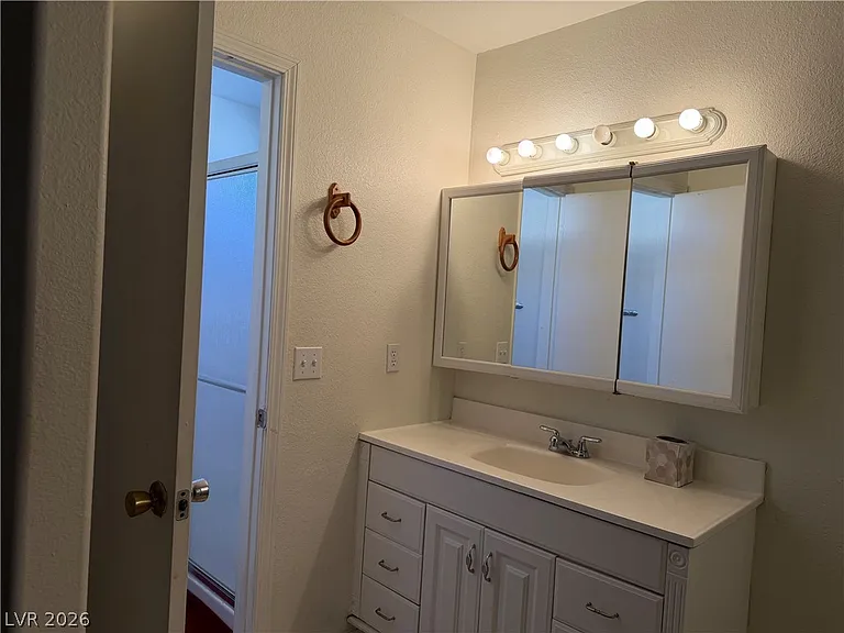 3121 N Floral Vista Ave — Photo 6