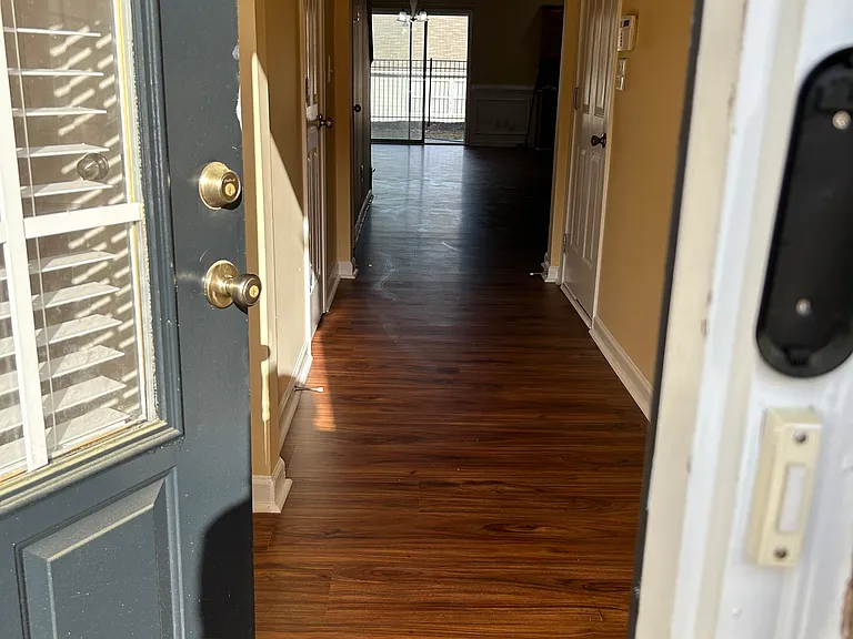 4961 Sherwood Way — Photo 1