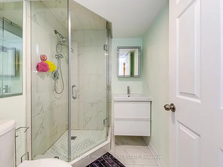 1292 Willowbank Trl #LOWER — Photo 25
