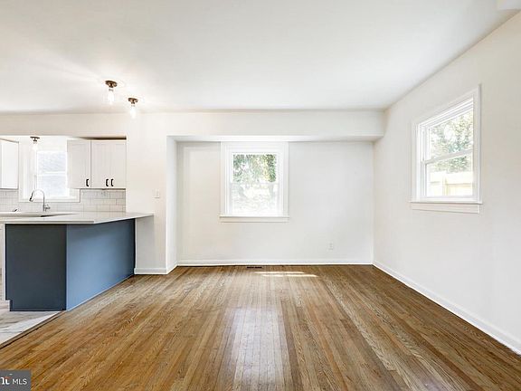 2nd image of 242 Shadeland Ave