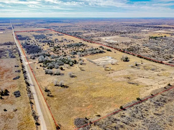 10567 N 1670th Rd, Sweetwater, OK 73666