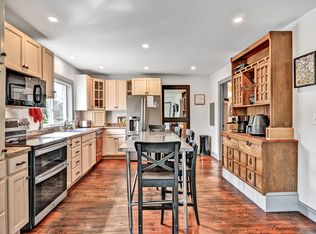 38 Zoar St, Auburn, ME 04210