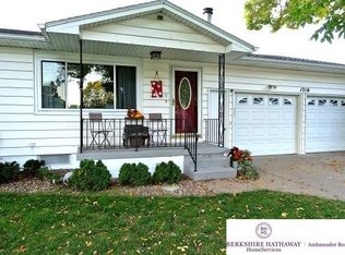 1710 Austin Ln, Fremont, NE 68025