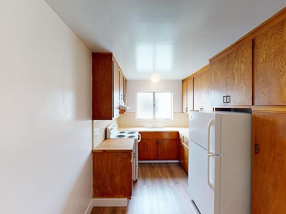 4th image of 440 9th Ave APT 9