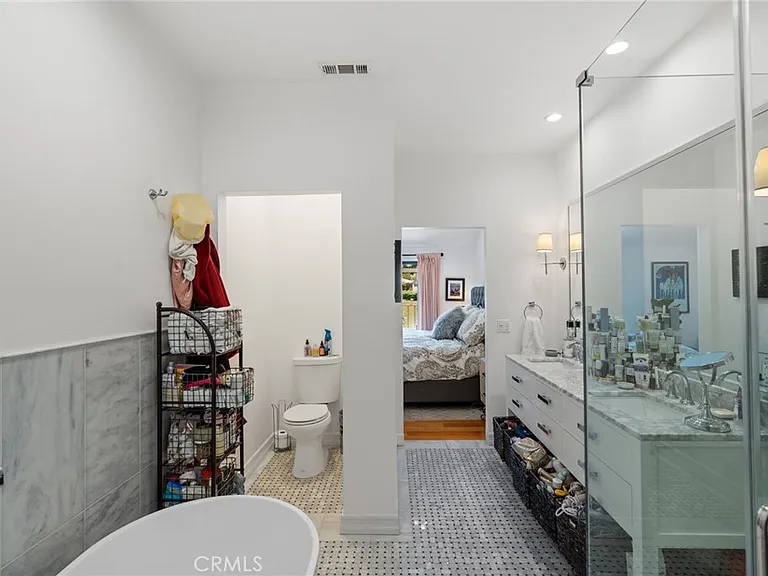 23034 Park Sorrento — Photo 19
