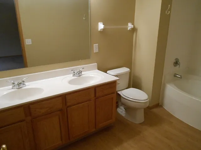 485 Sycamore Creek St — Photo 9