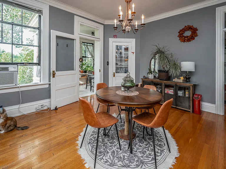 25 Hampton Ct #7 — Photo 26