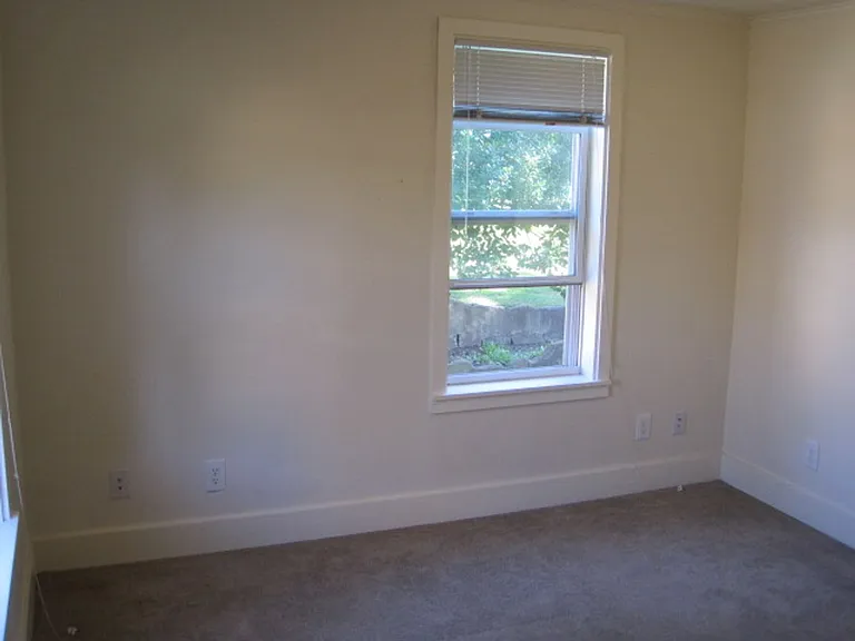8830 1st Ave NE — Photo 3