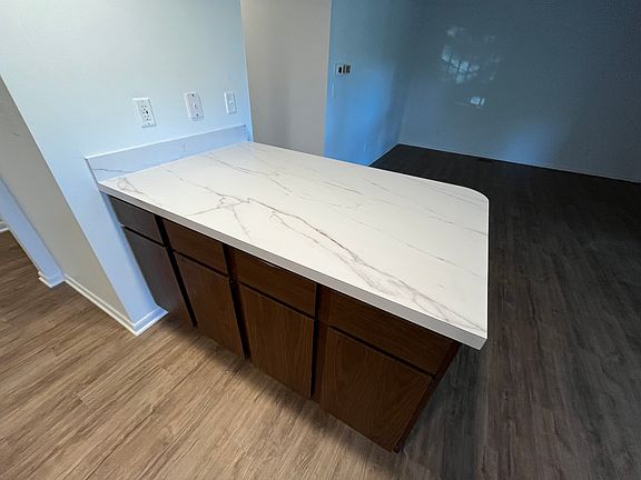 4th image of 200 W 28th St APT 6