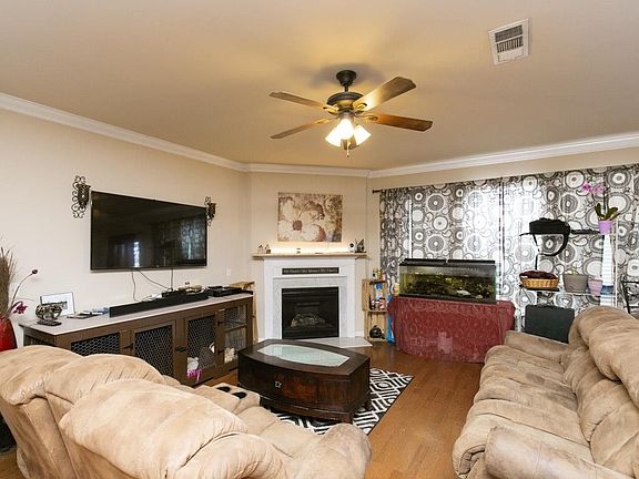 5th image of 37 McCrory Dr