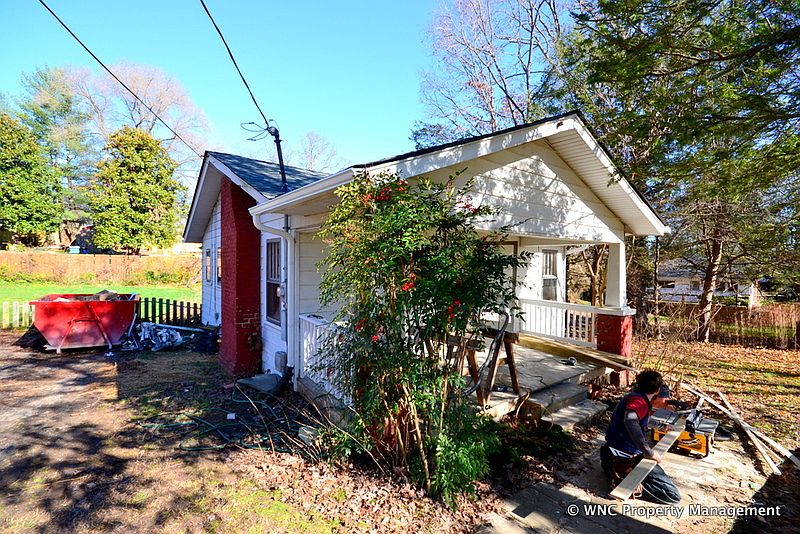 1st image of 82 Nevada Ave