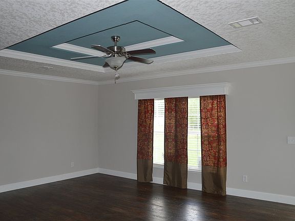 3rd image of 2024 Old Tyme Ave