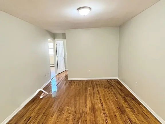 48 Carteret St #14 — photo 2 of 5