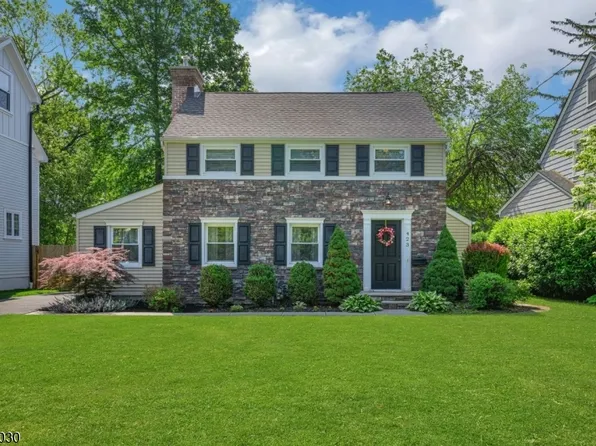 423 Edgewood Ave, Westfield Town, NJ 07090