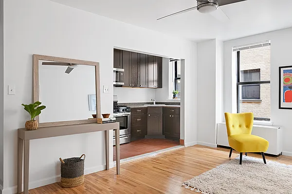 Sold by Compass | media 5