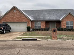 1504 Ashwood Cir, West Memphis, AR 72301