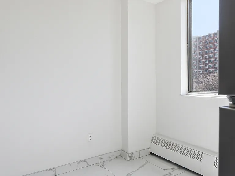 20 Stonehill Ct — Photo 32