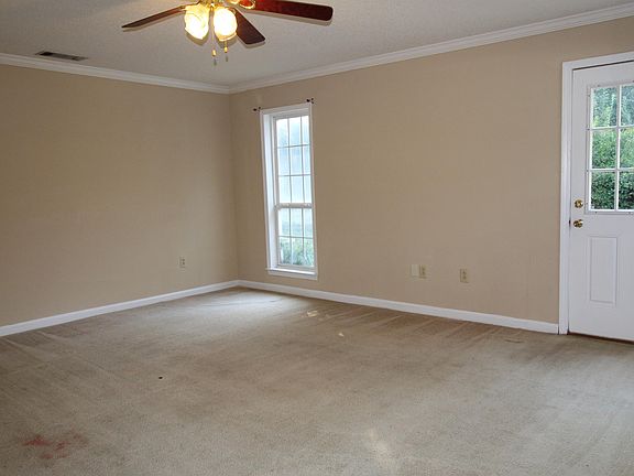 2nd image of 1602A Drayton Ln