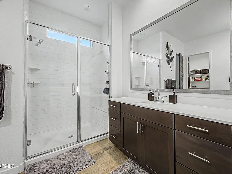 3825 W Buist Ave — Photo 20
