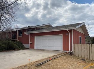 3105 Glenwood Dr, Rapid City, SD 57702