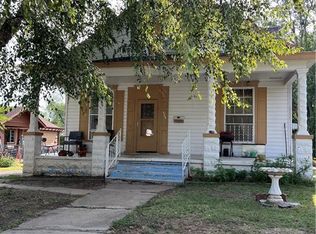 524 N Main St, Nevada, MO 64772