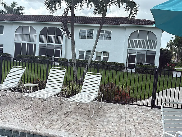 1086 Forest Lakes Dr #305 — Photo 28