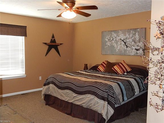 5th image of 3092 Ghent Ct