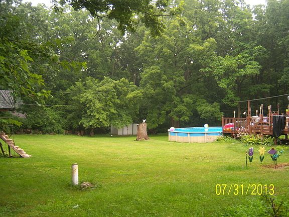 2nd image of 39057 N Poplar St