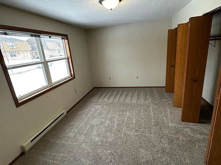4923 Coventry Ct — Photo 4