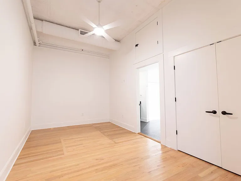 582 Mulberry St — Photo 26