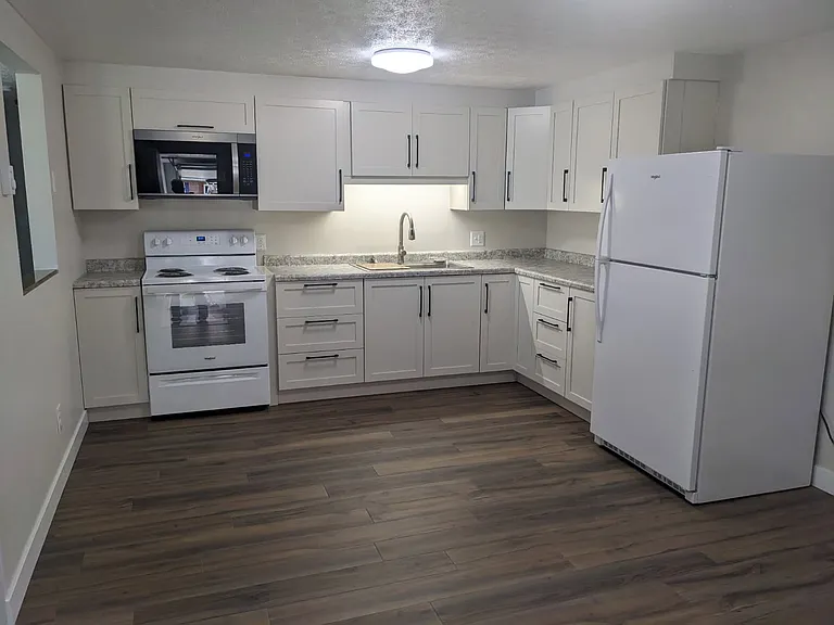 1180 Westerly Dr — Photo 4