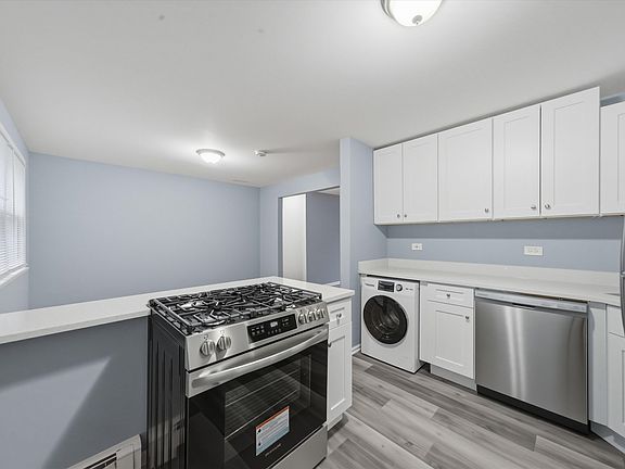 4th image of 6921 N Ashland Blvd Frnt 3A
