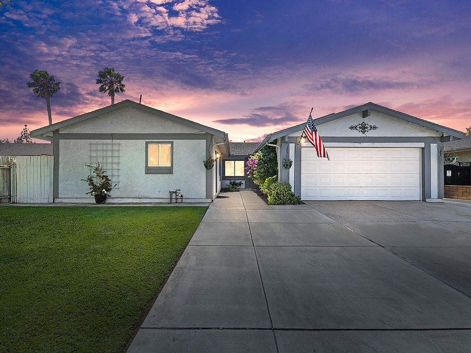 1st image of 2952 S Desert Forest Ave