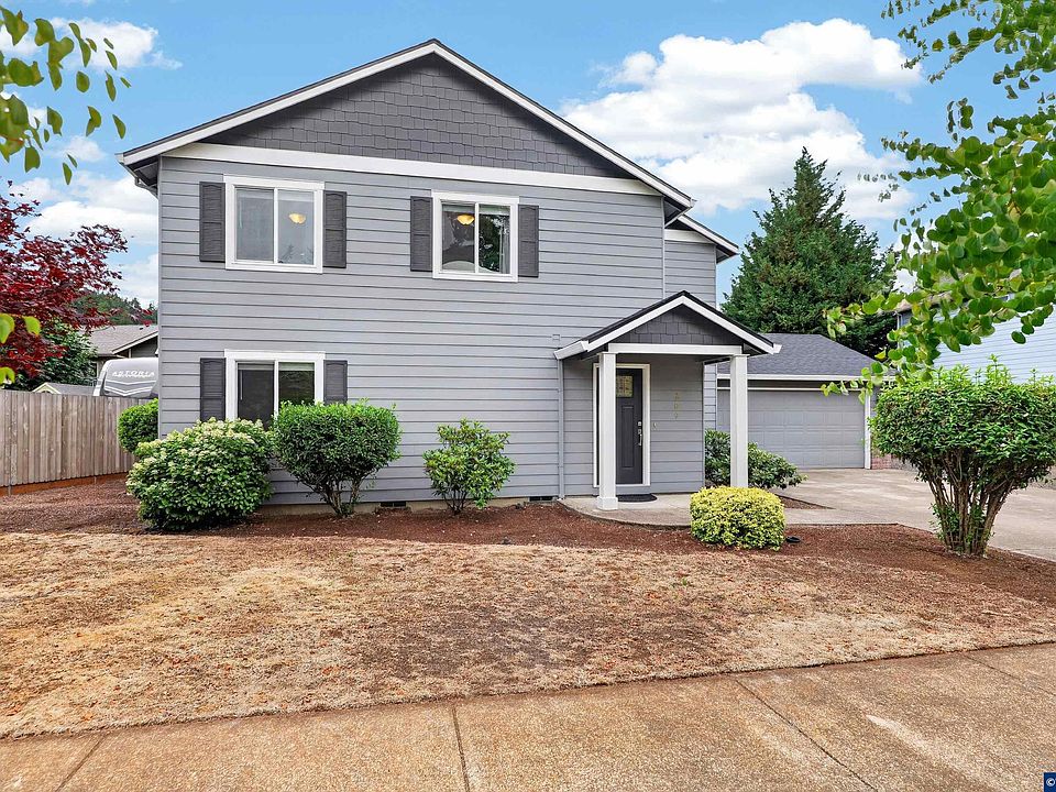 1st image of 209 Pioneer Dr