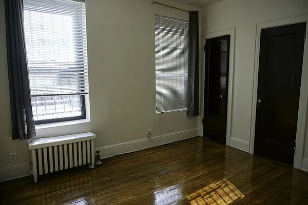 Rented by Camelot Realty Group | media 16