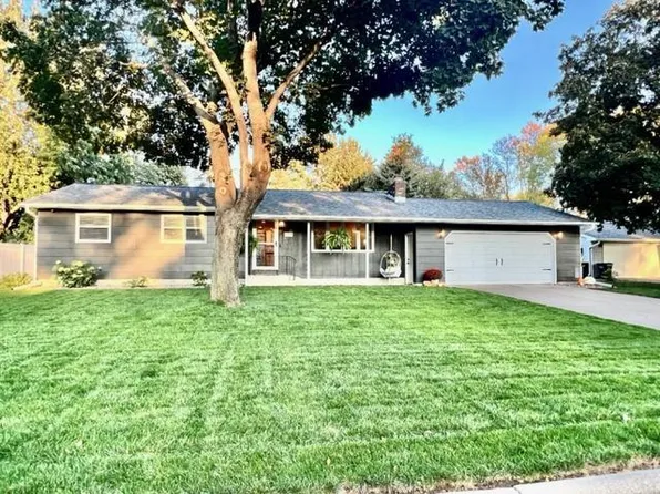 107 Beachwood Ln, Redwood Falls, MN 56283