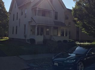 31 Palmer Ave, Springfield, MA 01108