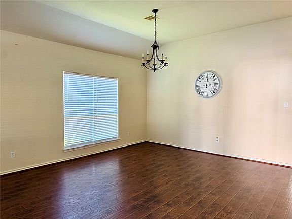 2nd image of 13743 Canyon Hollow Loop