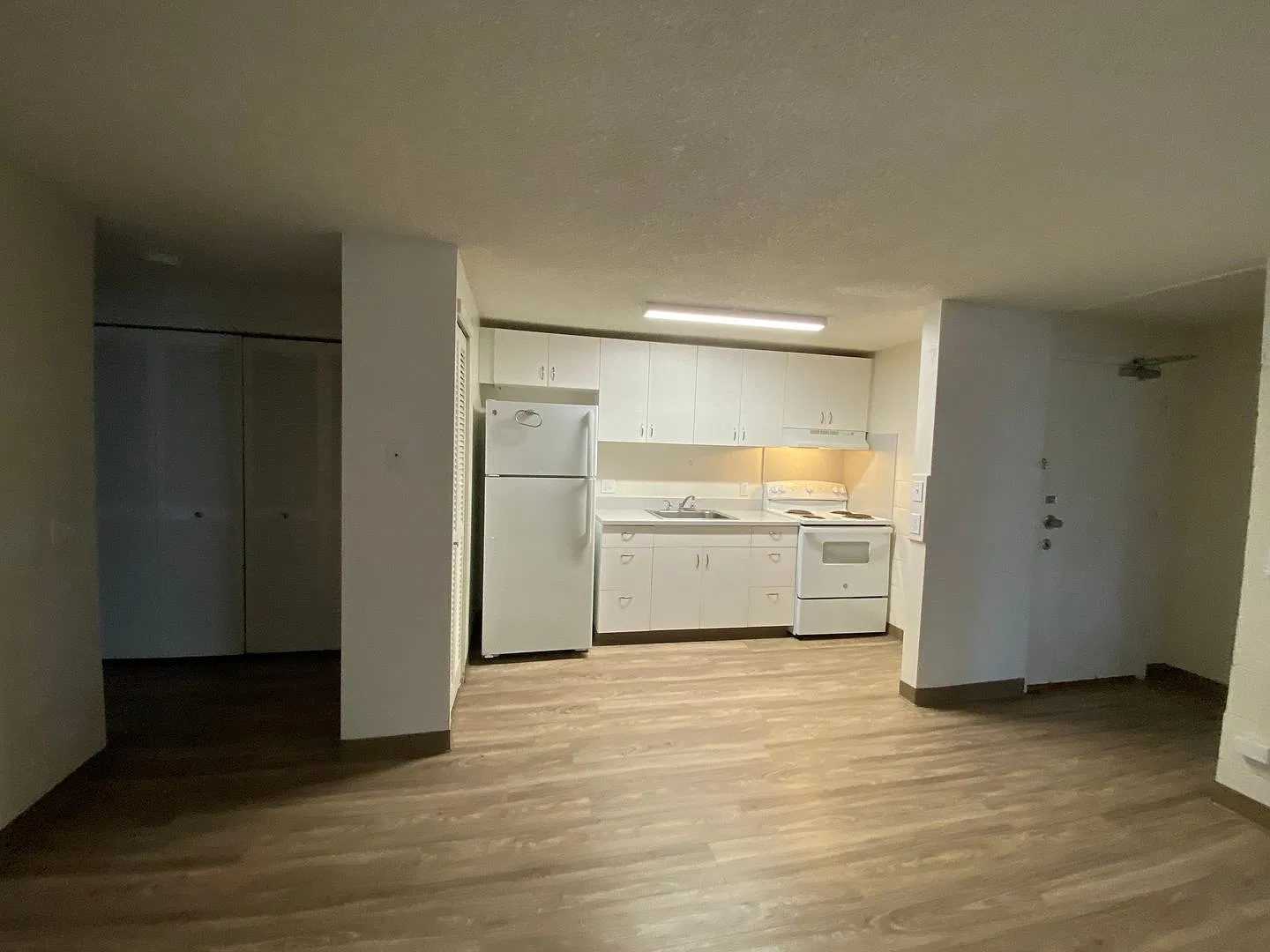 For Rent - 1436 Kewalo St. #204 — Photo 2