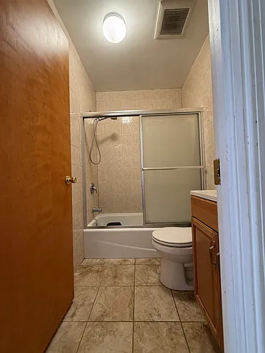 1229 Wood St #2F Photo 1
