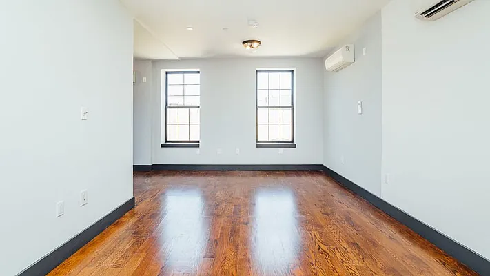Rented by Nooklyn NYC LLC | media 9